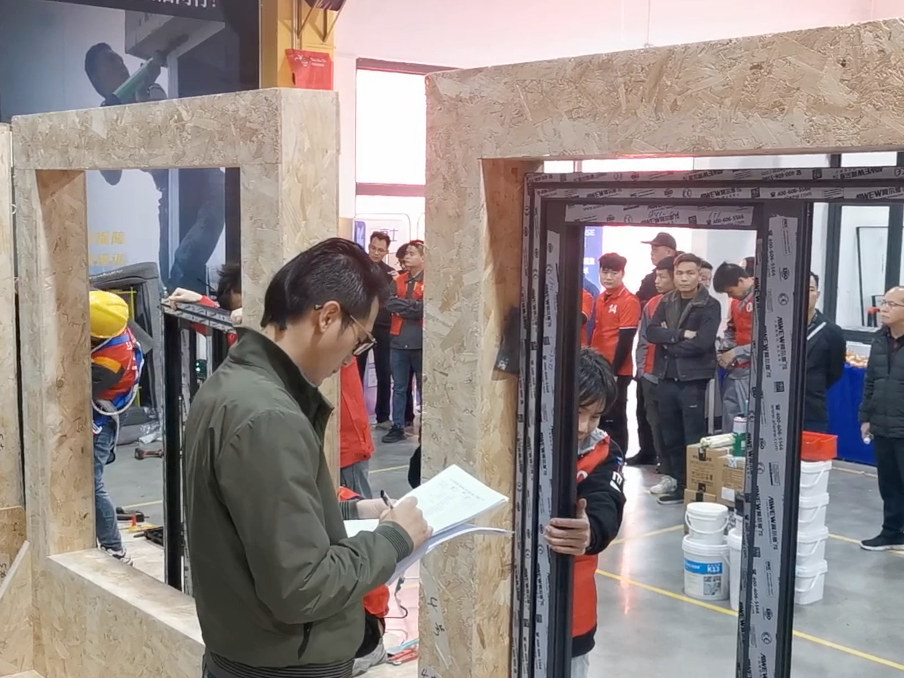Glorystar supports the window installation skills competition